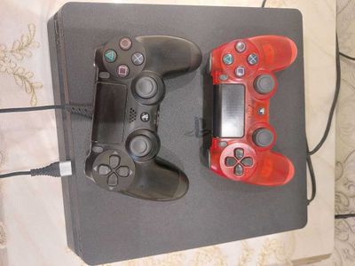 Ps 4 sotiladi sro‘chniy xolati a'lo bitta qo‘l