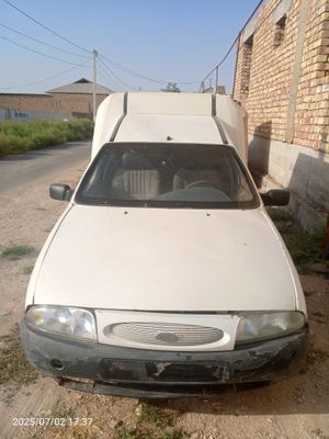 2ta FORD KURYER mashinasi