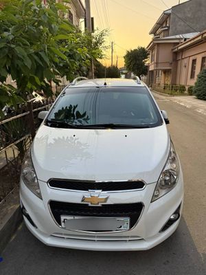 Spark 4 avtomat sotiladi