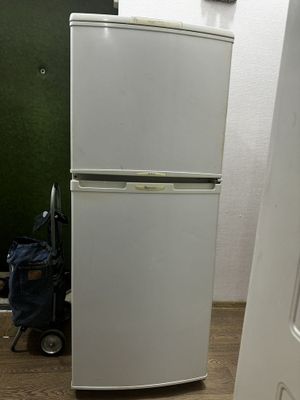 Продается холодильник Бирюса