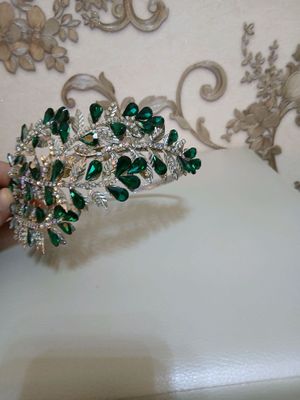 Diadema Kelinchaklar uchun