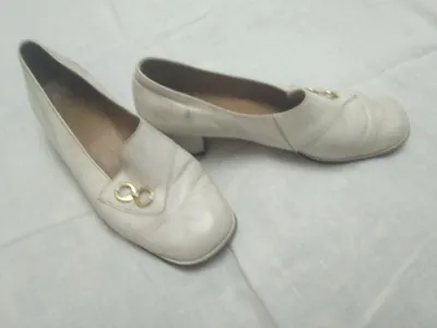 Кожаные босоножки 38 размер.