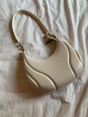 Продаю сумку отличного качества брала на SHEIN