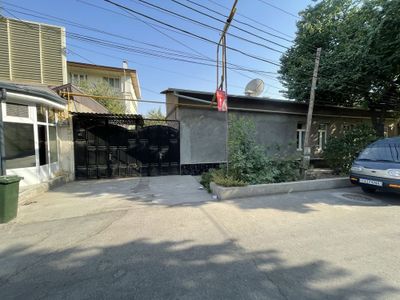 Продается чать дома в махалле Юнуса Раджабий в элитном районе, без мак