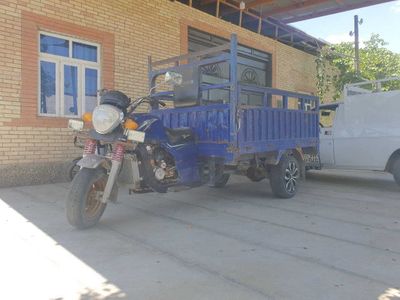 Lochin motor 210 moy yemaydi balonlari 70 % rasxodi yoq ishlab turgan