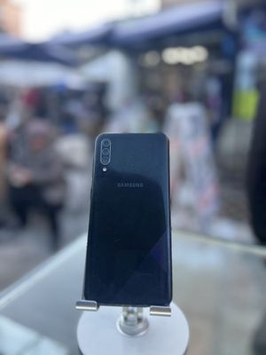 Samsung A30 kar dak bor