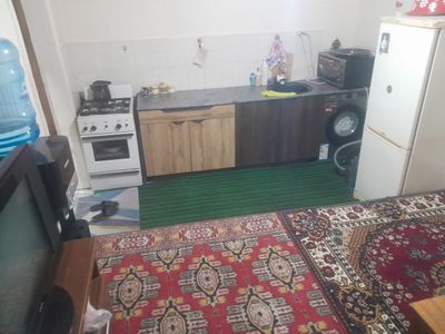 Тошкент тумани АТП парсезда срочна уй сотилади