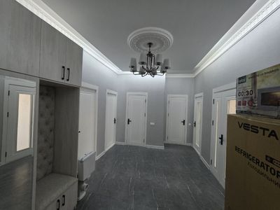 Arenda kvartira Yunusobod 9 kvartal 700$