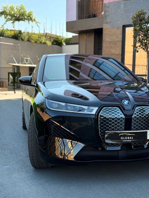 BMW iX Xdrive40 Germaniya