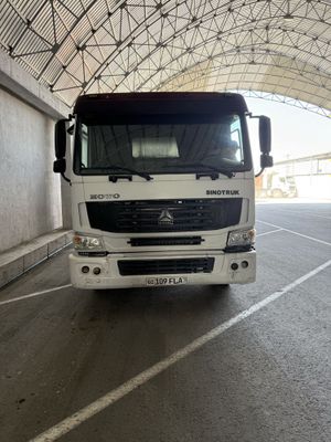 Howo Sinotruk va Yeksan yarim tirkama sotiladi