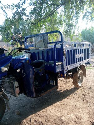 Moto sukutr sotiladi xali yengi xicqancha yurmagan i