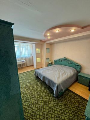 Буюк ипак ёли метро бекати ёнида ижарага квартира