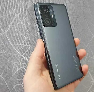 Продаётся телефон flagman Xiaomi 11 T 8+4 ГБ/256 Gb.