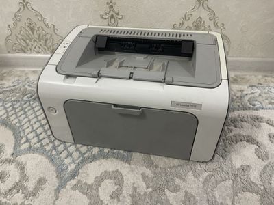 Продам принтер Hp laserJet P1102