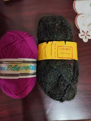 Качественная пряжа СССР, новая, 2шт.