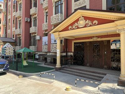 срочно сдаётся новостройка дархон 3-комната евро ремонт укомплектованн