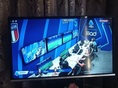 Televizor sotiladi nomi Artel aybi yoq yangi