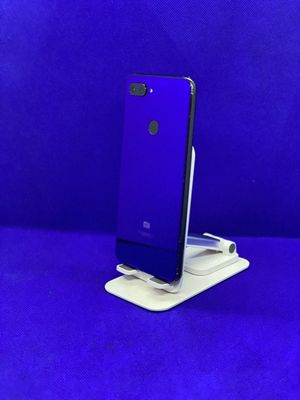 Mi 8Lite sotiladi 64/4Gb