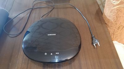 Продам DVD-Плеер Samsung H1080