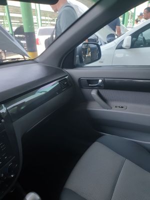 Жентра йили 2015 краска тоза бензинда 170000 пробеги