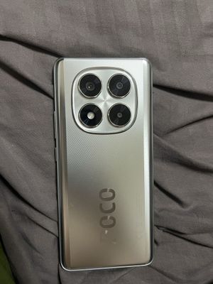 Poco X7 8/256 Silver yengi tutilmagan