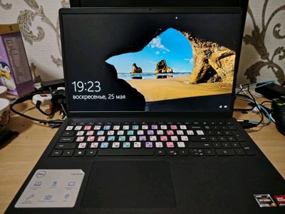 Noutbuk Dell Inspiron 15