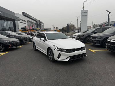 Kia K5 luxe light 2023