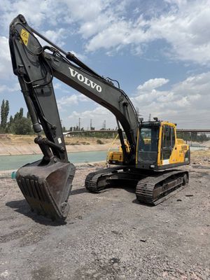 Zanjirli Ekskavator Volvo EC 210B LC