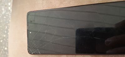 Samsung A51 4/64 sotiladi