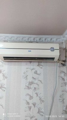 продаю кондиционеры зима лето AUX-12 две штуки