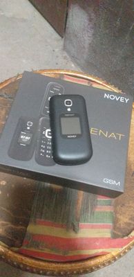 Novey senat GSM 32GB