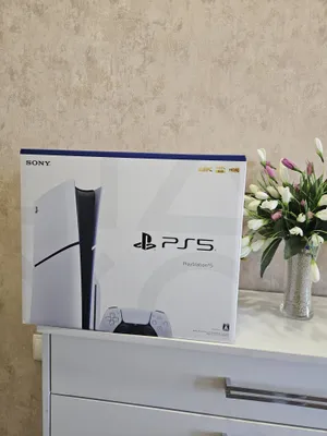 NEW! Playstation 5 Slim 1 TB Disk edition