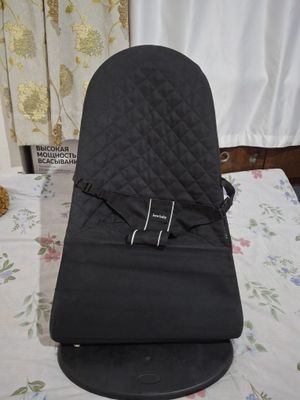 Шезлонг чёрного цвета