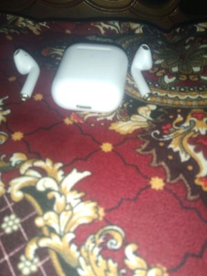 AIRPODS