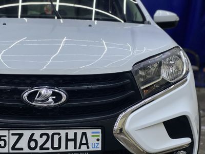 Lada Xray Cross 1.8