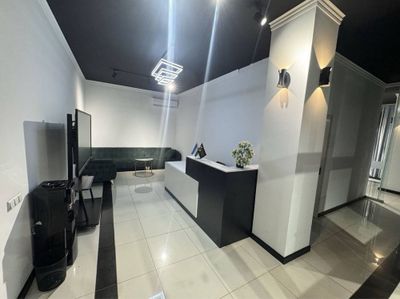 Офис с мебелью 100м2 ор-р метро Ойбек