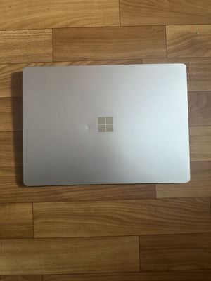 Surface Laptop 3 core i5 8/128GB obmen bor