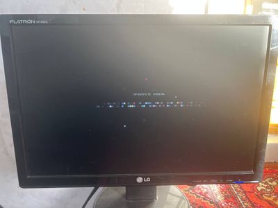 19 дюймли LG Монитор сотилади Ишлашиди умуман муамо