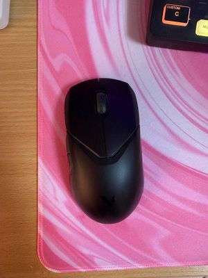 Продается игровая беспроводная мышь rapoo