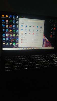MSI Modern 15 B12M noutbuki. Holati a'lo.