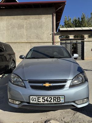 lacetti gentra 2016