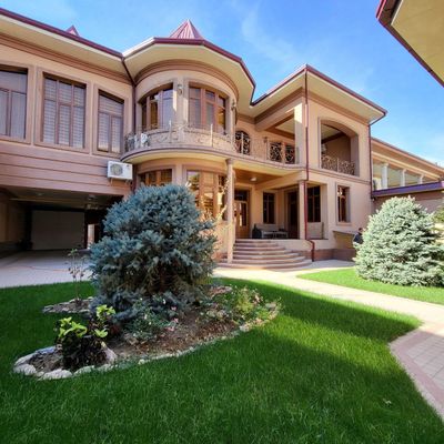 Срочная Аренда, ул. Тимур Малик Ориентир ЭКО базар Дом 6 соток 600м2
