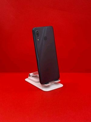 Samsung a30 sotiladi