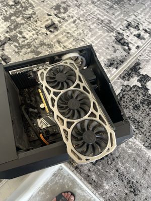 Gtx 1080 ti Videocarta sotiladi