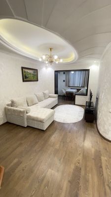 Срочно сдаётся квартира! 3/4/4, ул. Муминова