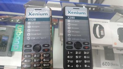 Philips Xenium X528 (new and original)