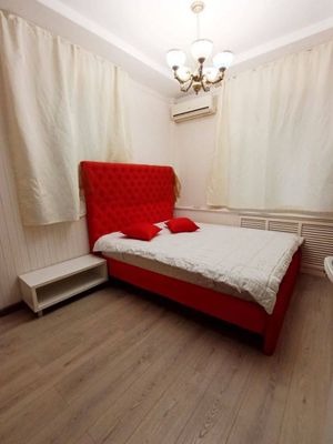 Метро Ойбек 2 ком 2 этаж 9 этажка все ест фото реално