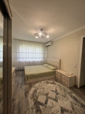 Юнсобод метро якинида Мегапланет ёнида квартира арендага