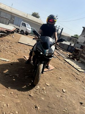 Moto bayk sotiladi