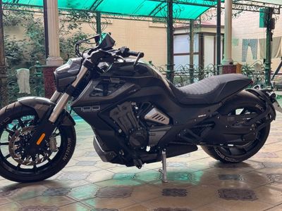 Sotiladi: Benda LFC 700 Pro